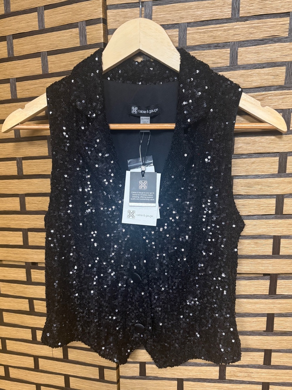 Cable & gauge black sequin button front tank top size XS
